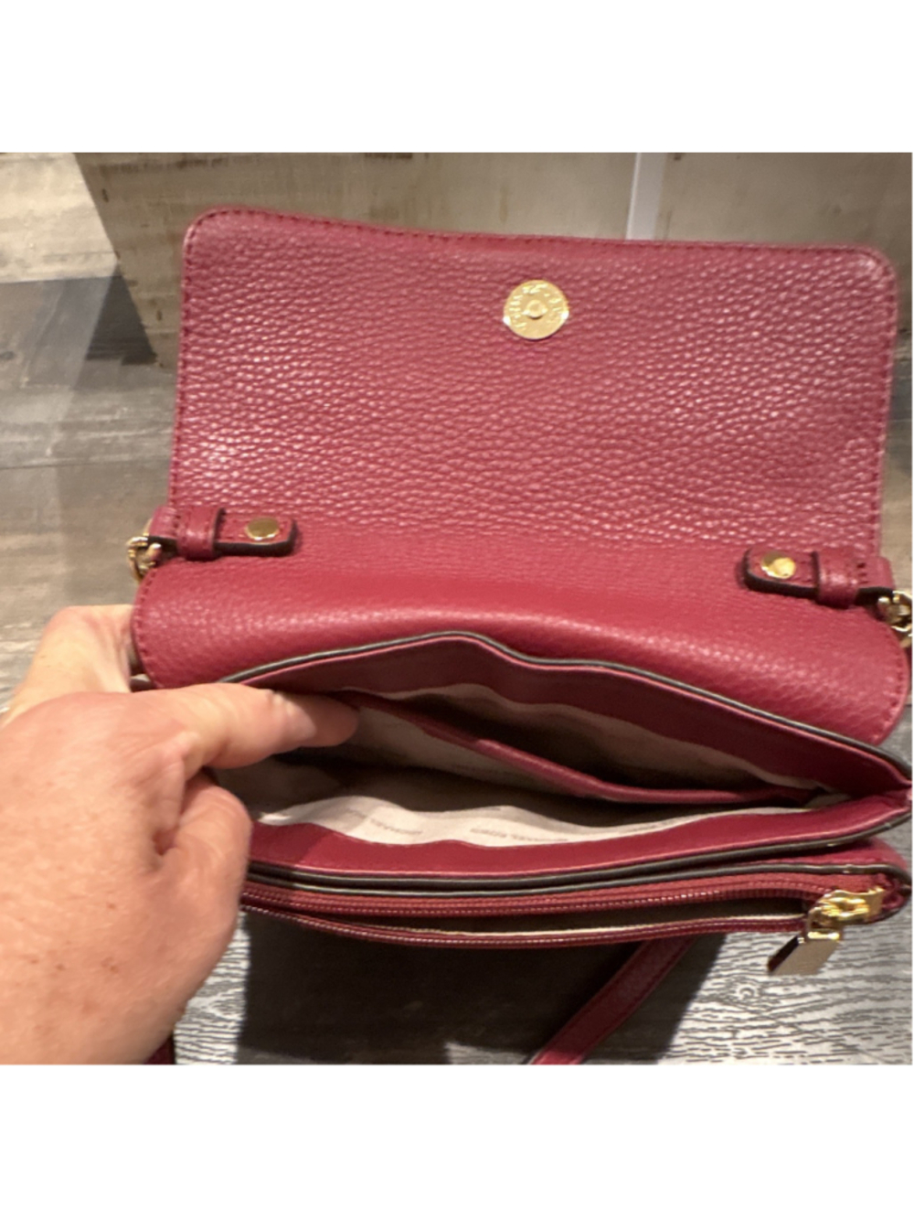 Michael Kors Red Pebbled Crossbody Bag Gold Hardware Magnetic Flap Chain Strap - Picture 7 of 8